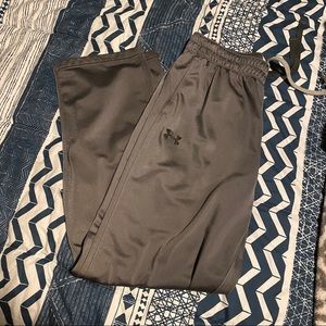 Under armor grey sweatpants